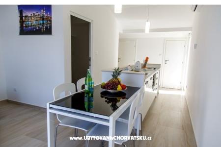 Nemira Sunny Apartments photo 2