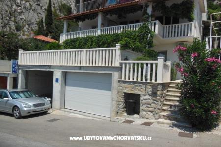 Petar apartmani Omis Omis Croatia
