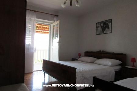 Petar apartmani Omis photo 2