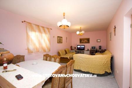 Apartments Tomic photo 2