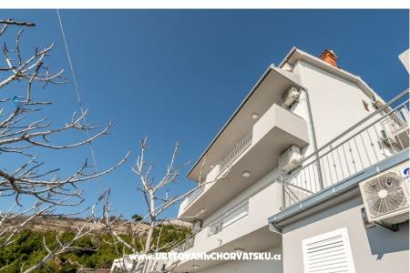Apartments Sonata Omis Croatia