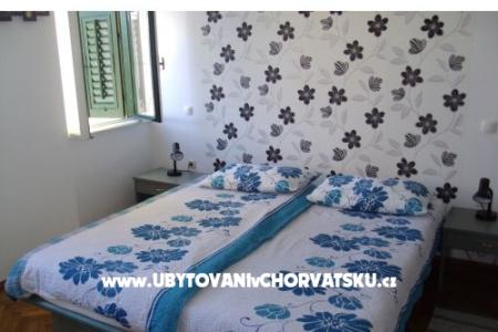 Apartments Kuzmanić photo 4