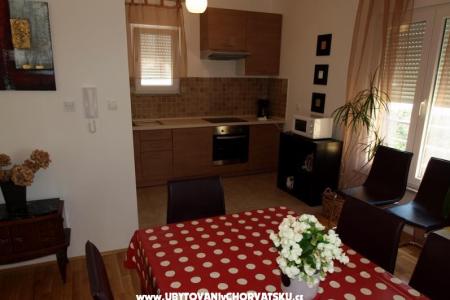 Apartments Jakov photo 5