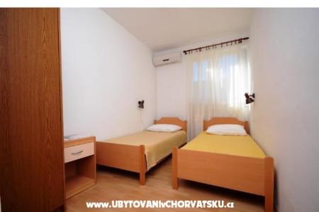 Apartment Mila Tolj photo 2