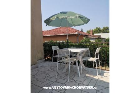 Apartments Mirjana photo 4