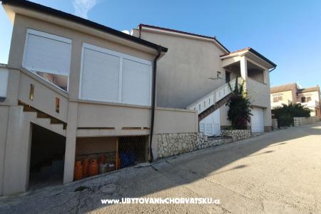 Apartment Silvia photo 4