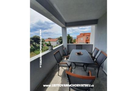 Apartment Šime photo 5