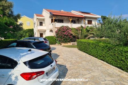 Apartments Pastorčić Ivo  Island of Pag Croatia