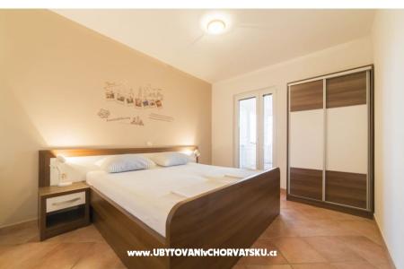Apartments Damir photo 2