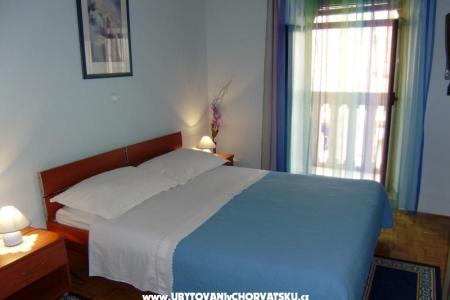 Apartments Mestrovic photo 3