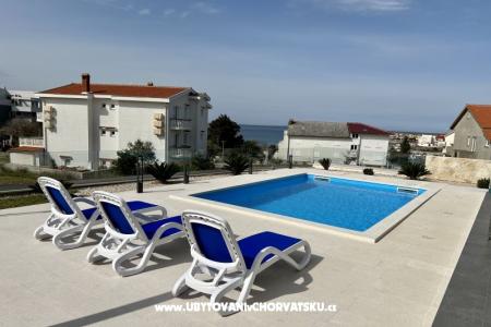 Villa Comfort photo 2