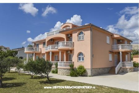 Villa Maestral photo 2