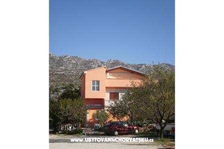 Apartments Tomic Starigrad Paklenica Croatia