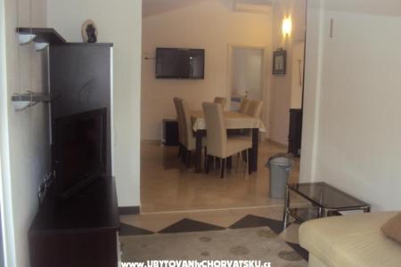 Apartment Lovre photo 5
