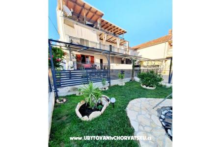 Apartments Ino photo 2