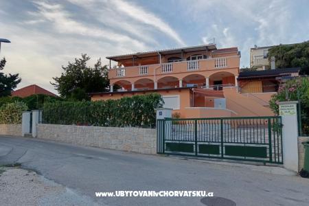 Apartments IVANKA Pakostane Croatia