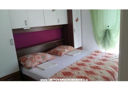 Apartments Lara photo 5
