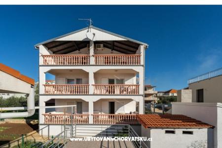 Apartments Danica Pakostane Croatia