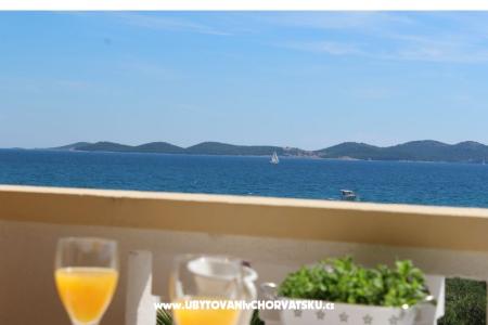 Apartments Luka Pakoštane photo 2