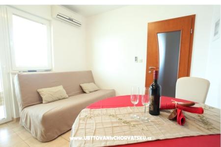 Pakoštane Apartments Di-Ana photo 2