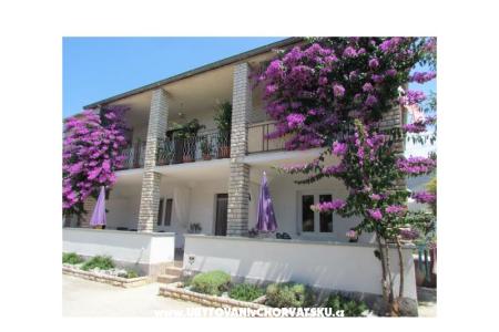 Apartments Pipi photo 2