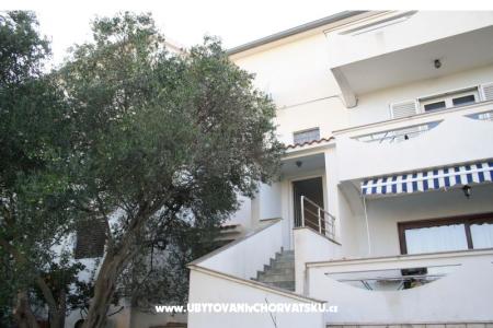 Apartments Maestral photo 2