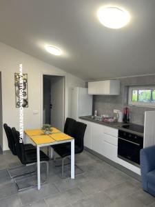 Holiday House first row to the sea photo 4