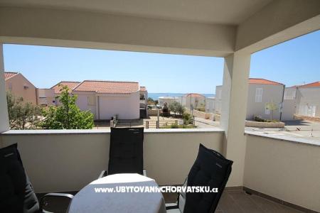 Apartments 2a photo 5