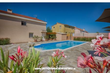  House with pool - Villa Marijana  photo 5