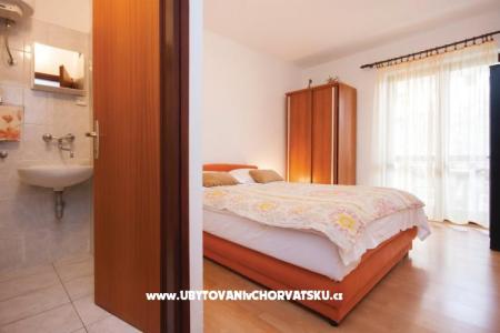 Apartments Andrijana Pirovac photo 2