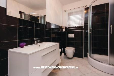 Apartments Andrijana Pirovac photo 4