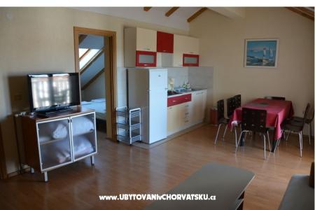 Apartments Biserka photo 4