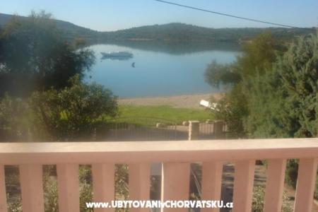 Villa more photo 2