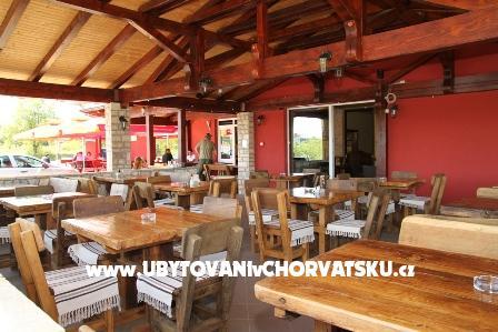 Plitvički Dvori photo 3
