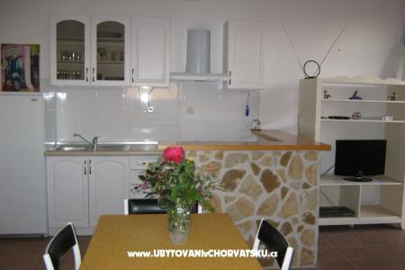 Apartment Sumić photo 2