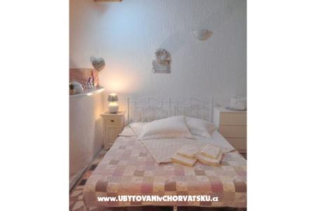 Apartments Dražena Podgora photo 2
