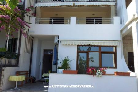 Apartments Goran Podgora Croatia