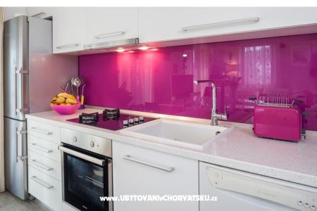 Apartments Ivandić Podgora photo 4