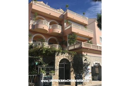 Apartments Villa Spomenka photo 4