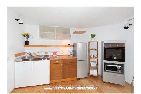 Apartments Mira photo 4