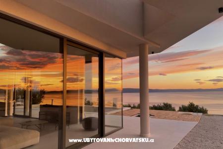 Villa Nolandia – Podgora Croatia