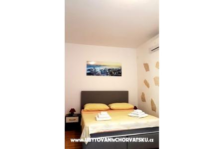 Apartments Dinko photo 4