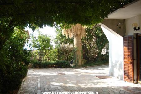 Apartments Marija 2 photo 2