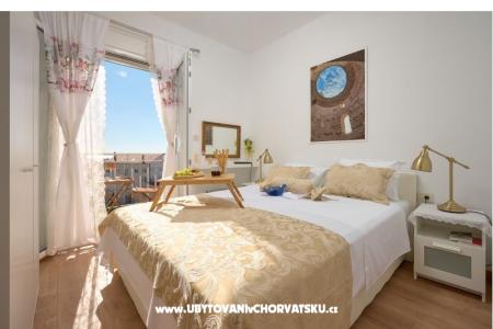 Apartments Sita Podstrana Croatia