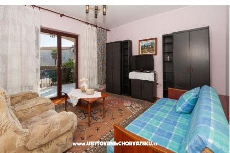 Apartments Mihaela photo 4