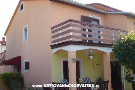 Barbic Apartments photo 2