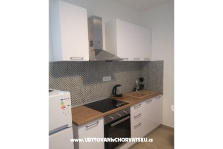 Apartments 10 metara od mora photo 3