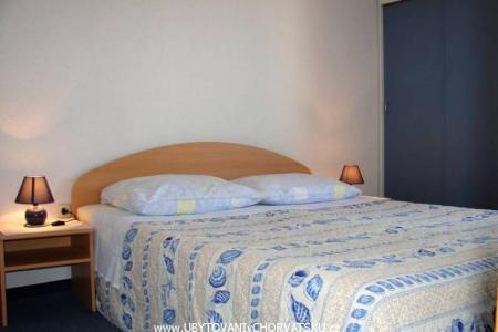 Apartments Maestral photo 4