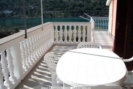 Apartments Maestral photo 5