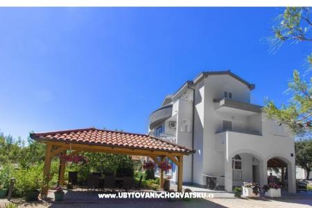 Apartments Vesna photo 2
